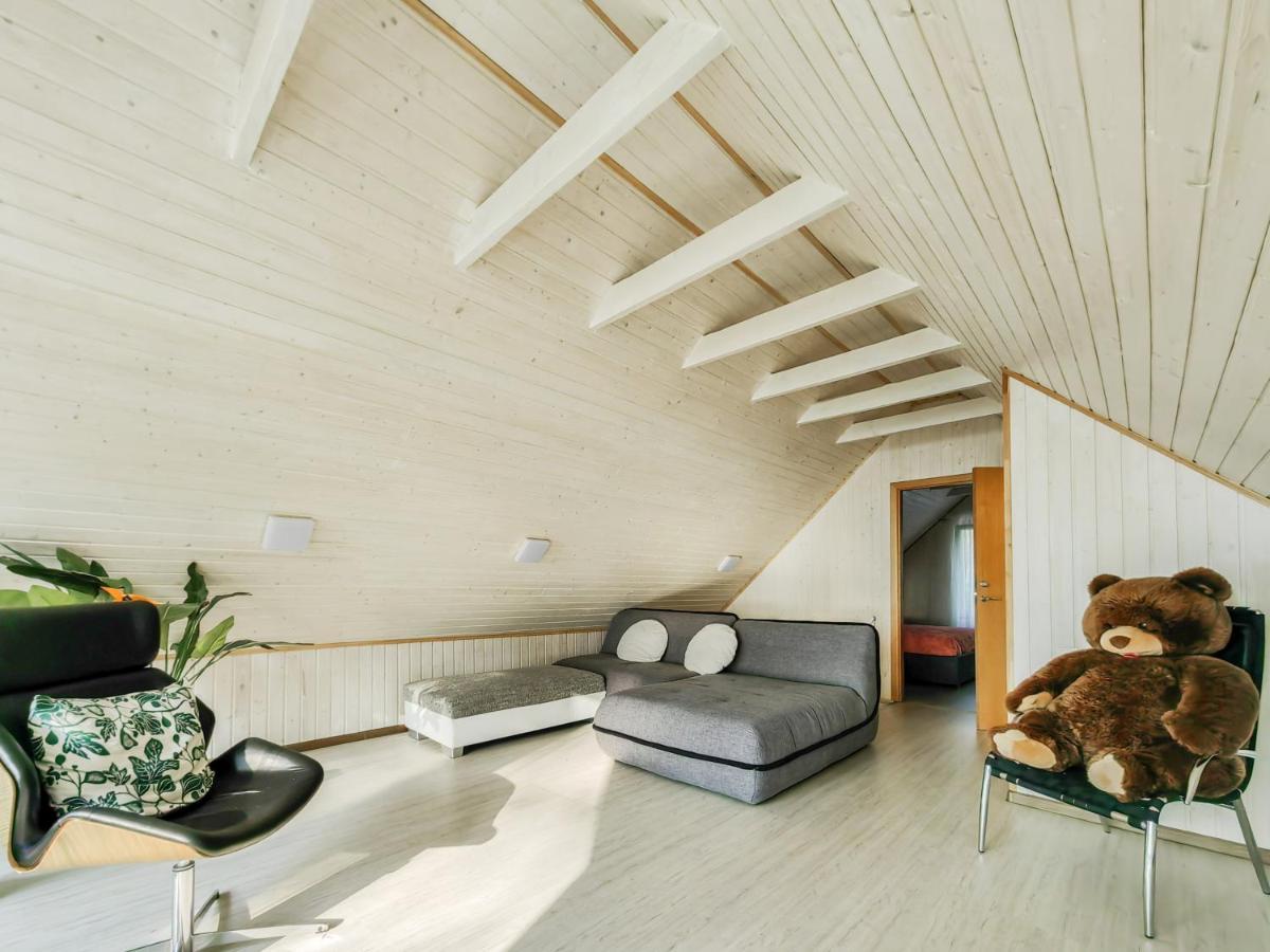 River Bank Vacation Home Jūrkalne Eksteriør bilde