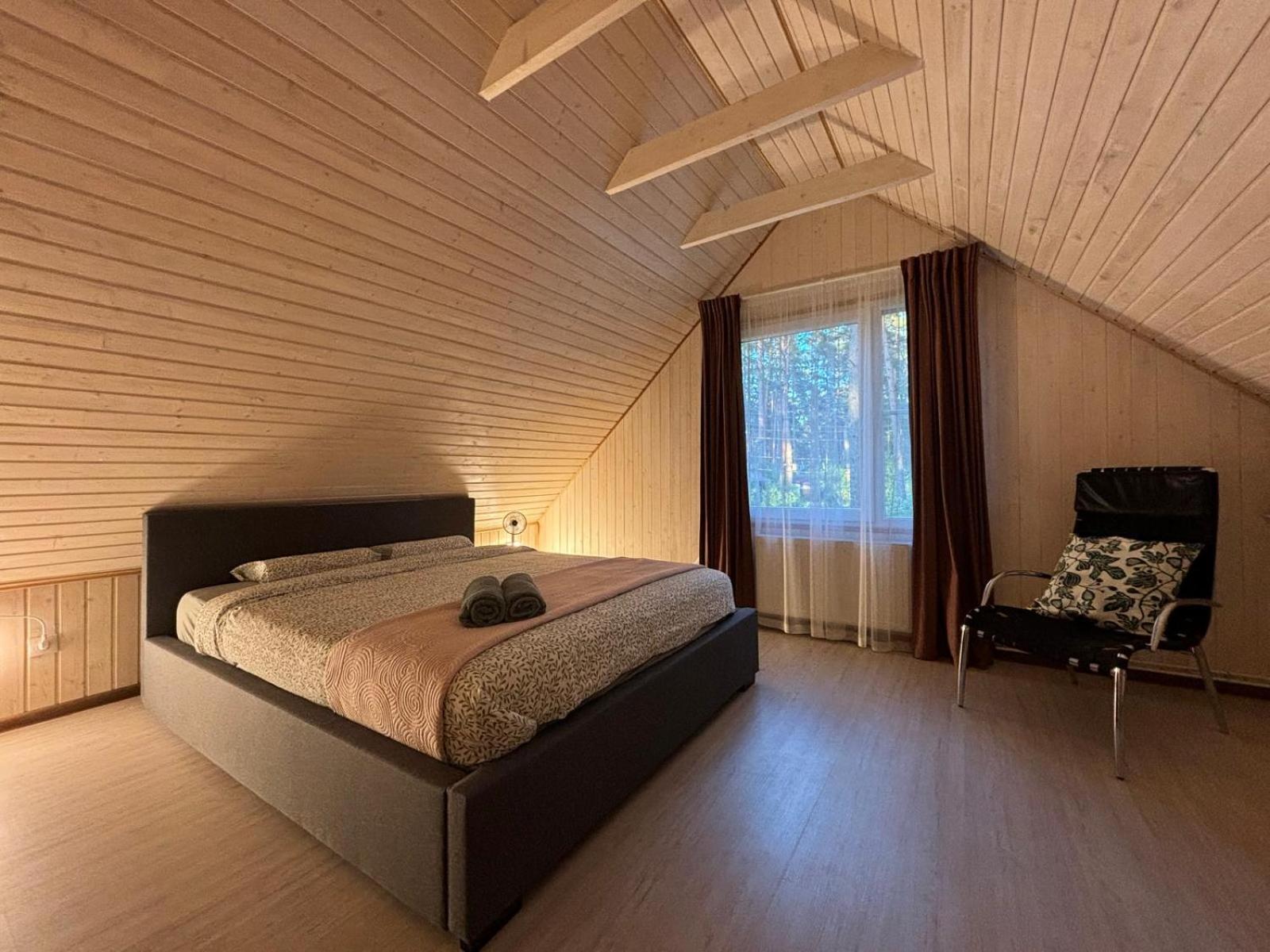 River Bank Vacation Home Jūrkalne Eksteriør bilde